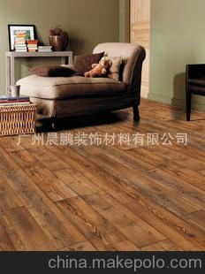 广州晨鹏装饰材料 仿木纹PVC胶地板，防滑防火环保之选